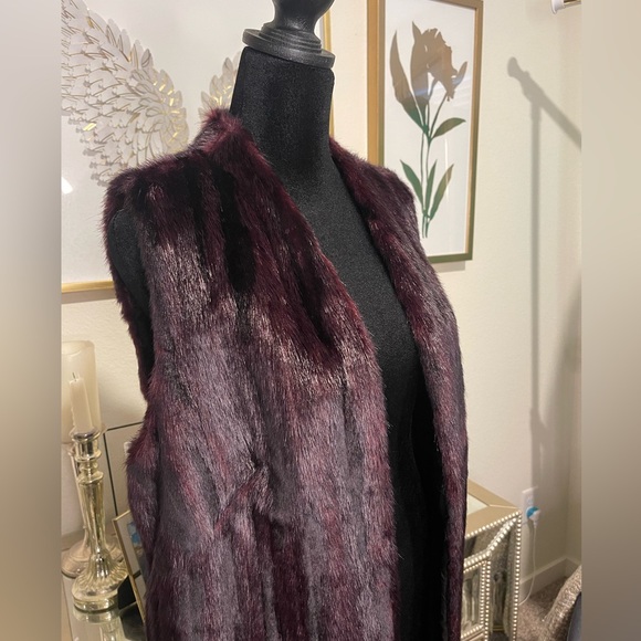 CHICO’s Faux Fur Teddy Vest sz 0 / Small - Picture 4 of 8